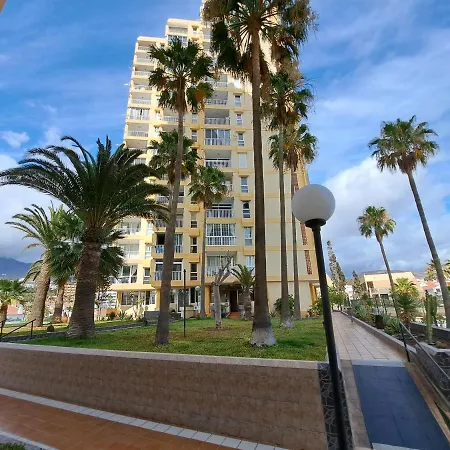 Апартаменти Amazing View Over The Ocean In Playa De Americas Плайя-де-лас-Амерікас